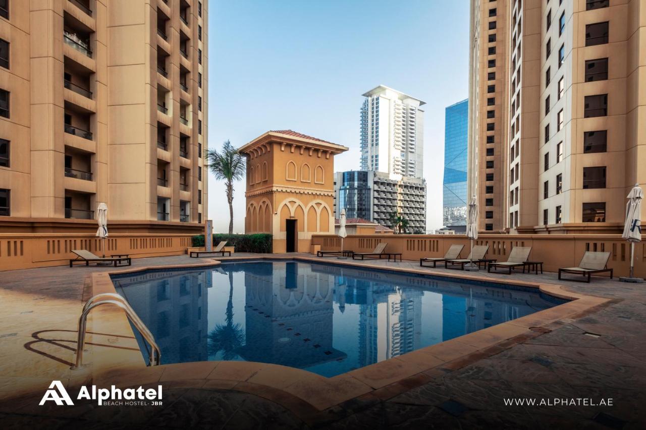 Alphatel Beach Hostel Jbr Dubái Exterior foto