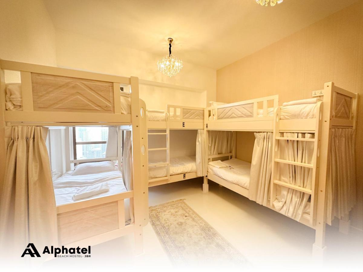 Alphatel Beach Hostel Jbr Dubái Exterior foto